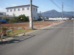 小学校・中学校まで近く　売り土地物件